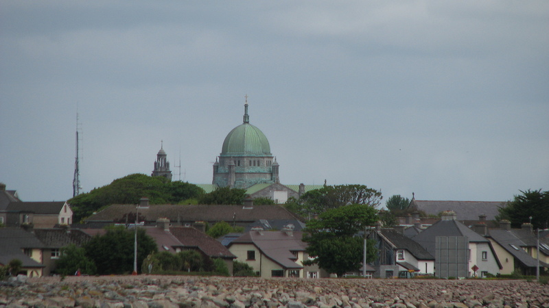 This might be Galway Cathedral<br />

